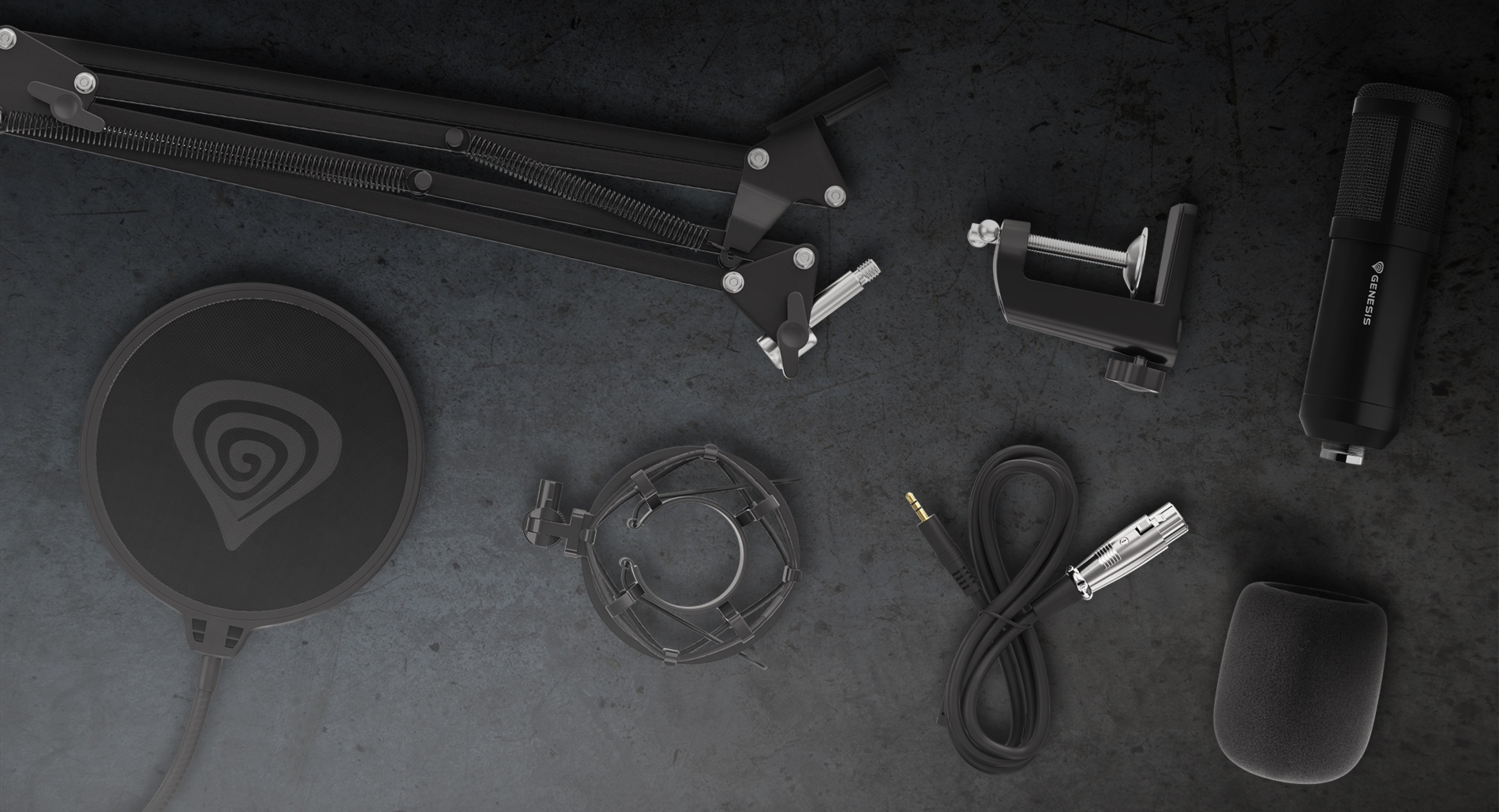 Set di microfoni da studio che include il Genesis Radium 300, filtro pop, braccio, supporto antiurto, cavo e asta microfonica.